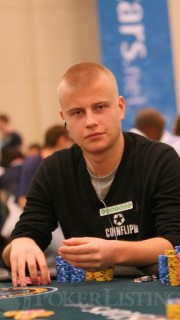 Jens Kyllönen pokeriammattilainen