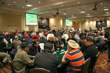 Multi-Table turnaukset ovat hyvin tavallisia nettipokerissa. 