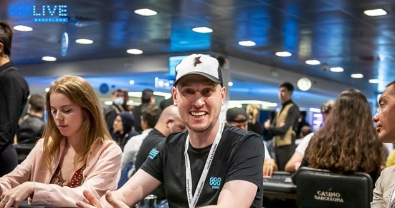 The Festival Online Viikko #1 – “Farrugia_1” dominoi High Rolleria, 888pokerin Ian Simpson Texas PKO –turnausta