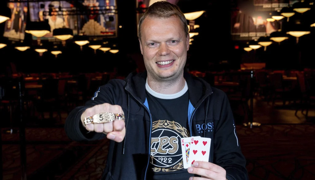 pokeripelaajan ura Juha Helppi