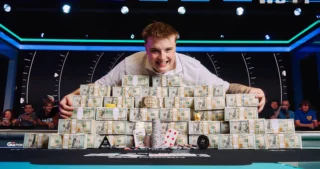 22-vuotias Lucas Jumalon voittaa vuoden 2026 WSOP Main Eventin ($10M)